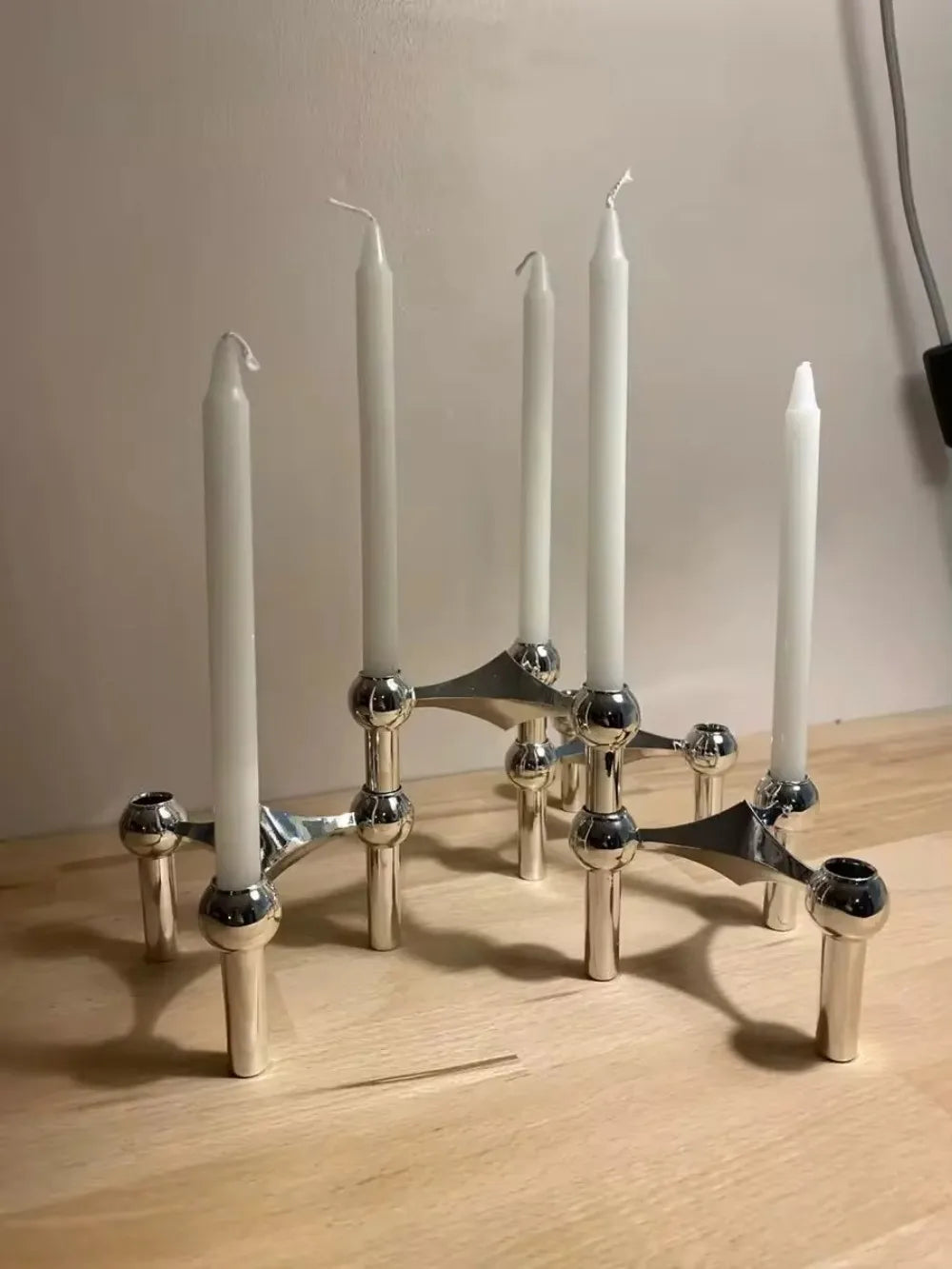Nordic Molecular Candle Holder — Modern Metal Centerpiece for Living Room & Dining Table
